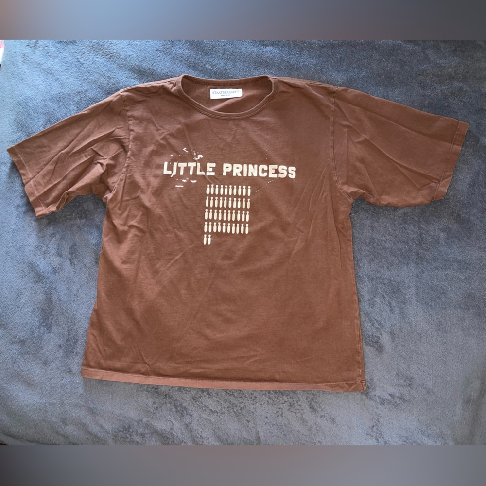 COPY - EUC STAATSBALLETT Little Princess oversized T-Shirt in brown